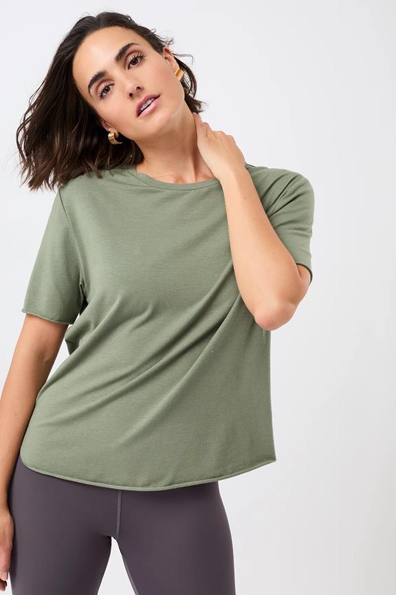 T-Shirt Halfmoon Charcoal Green