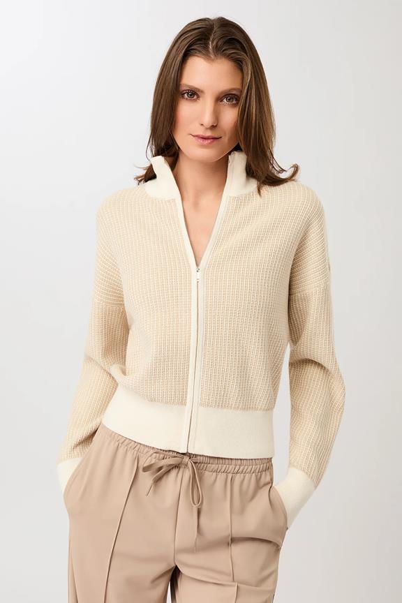 Cardigan Studio Desert