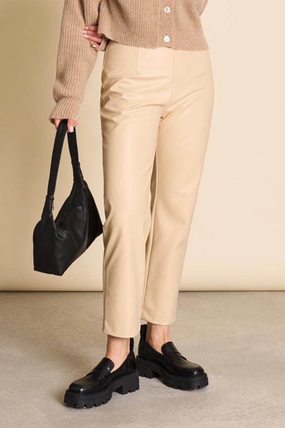 De Vegan  Coated Pants Cream