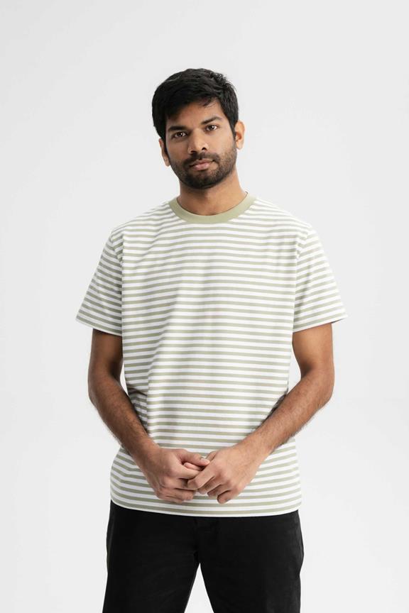 T-Shirt Heavy Pravin Tea Leaf Grün / Weiß Gestreift