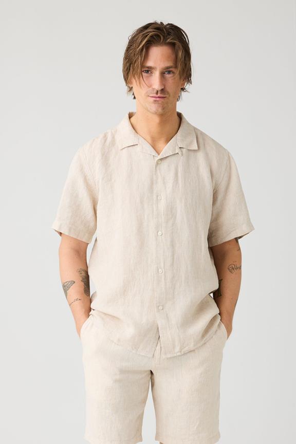 Shirt Short Sleeved Box Fit Light Feather Gray