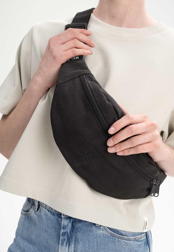 MELA Hip Bag Fanny Pack All Black