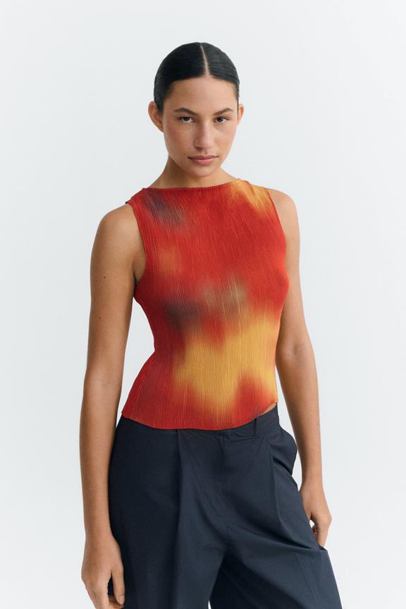 Top Dora Plissiert Floral Rot 