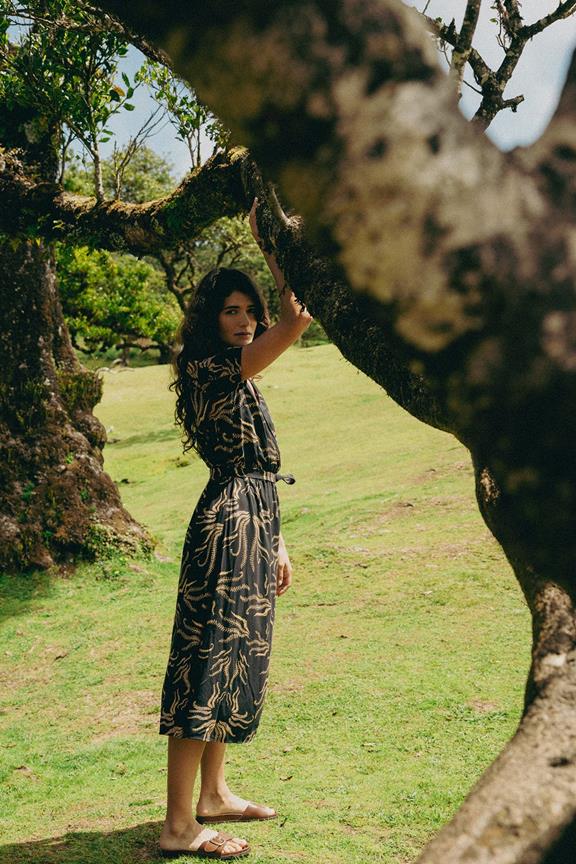 LOVJOI Kleid Anouka Soft Vines Dark